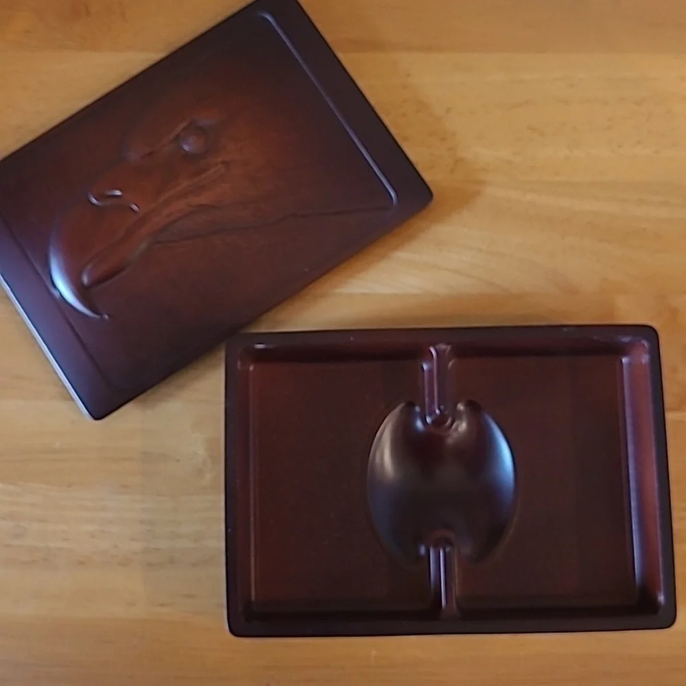 BOMA 3D 'Eagle Head' Double Deck Playing Card Storage Art Box - Picture 10 of 17
